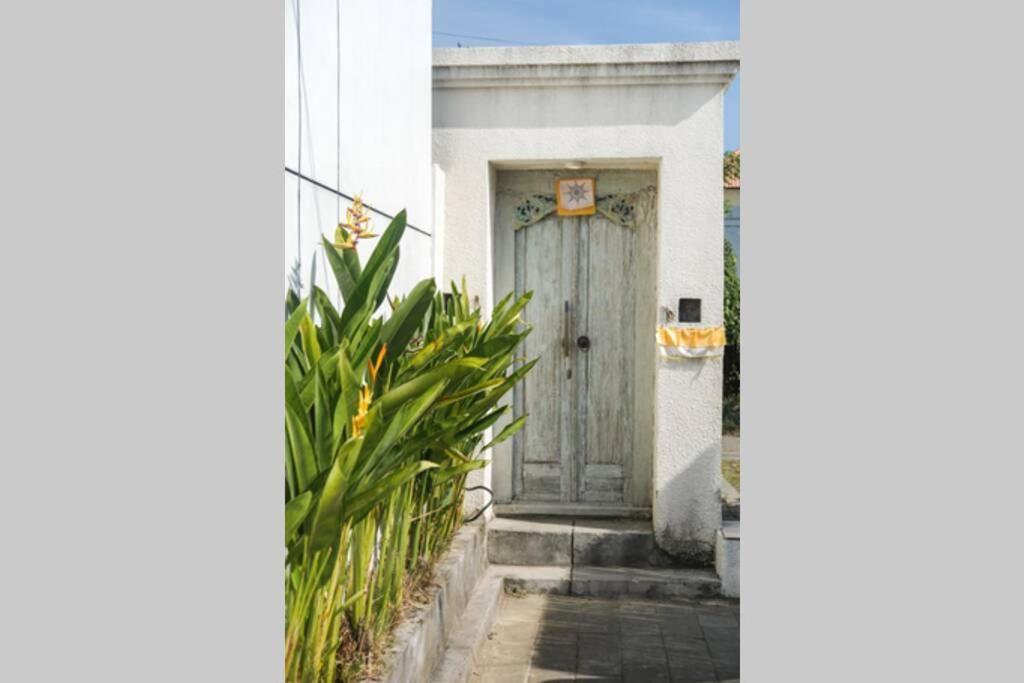Kiki Village Bathtub And Living Room Canggu Dış mekan fotoğraf
