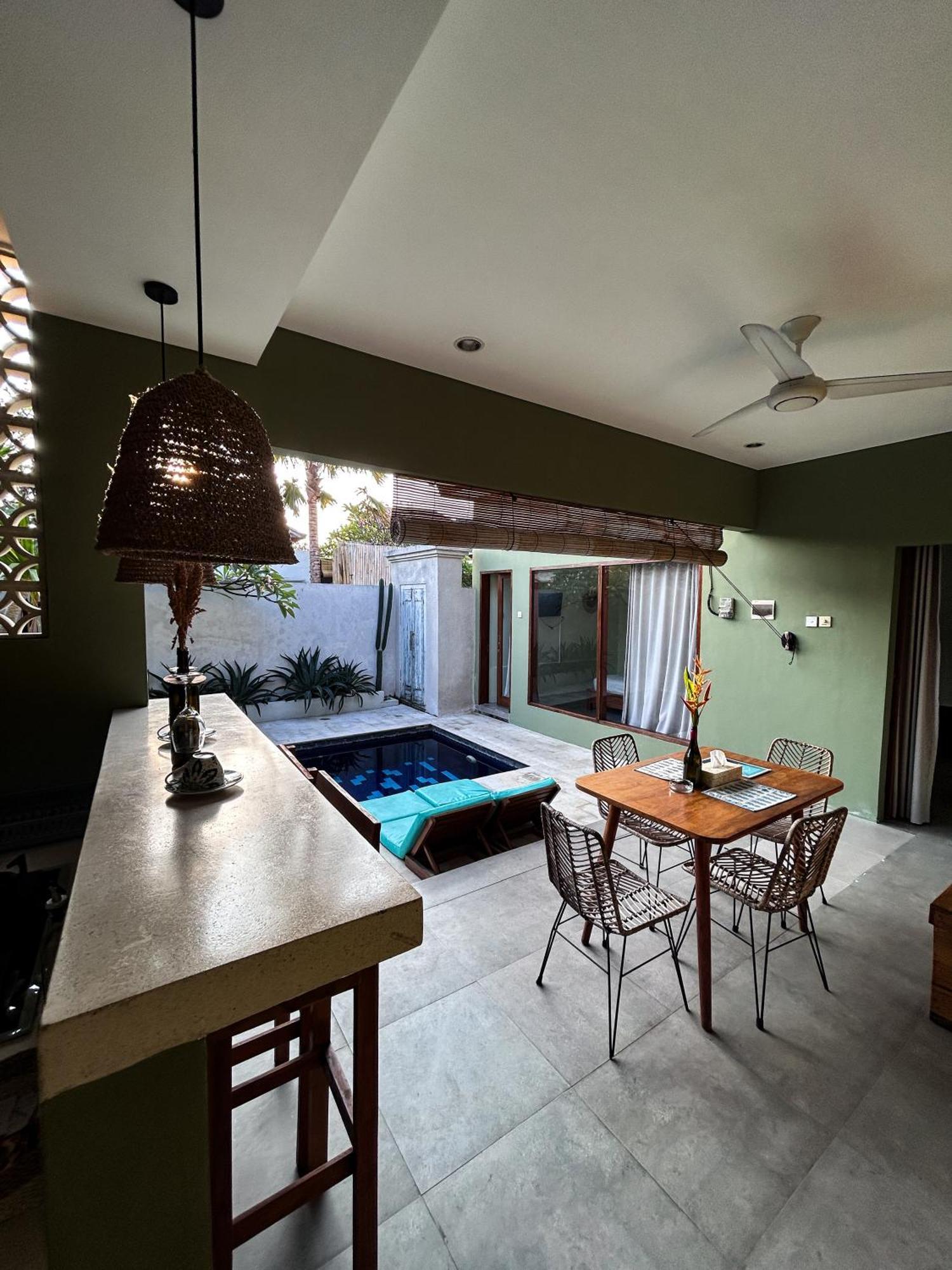 Kiki Village Bathtub And Living Room Canggu Dış mekan fotoğraf